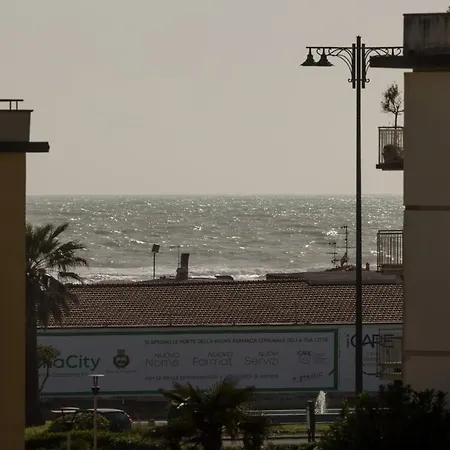 Апартаменти La Casa Matta В'яреджо